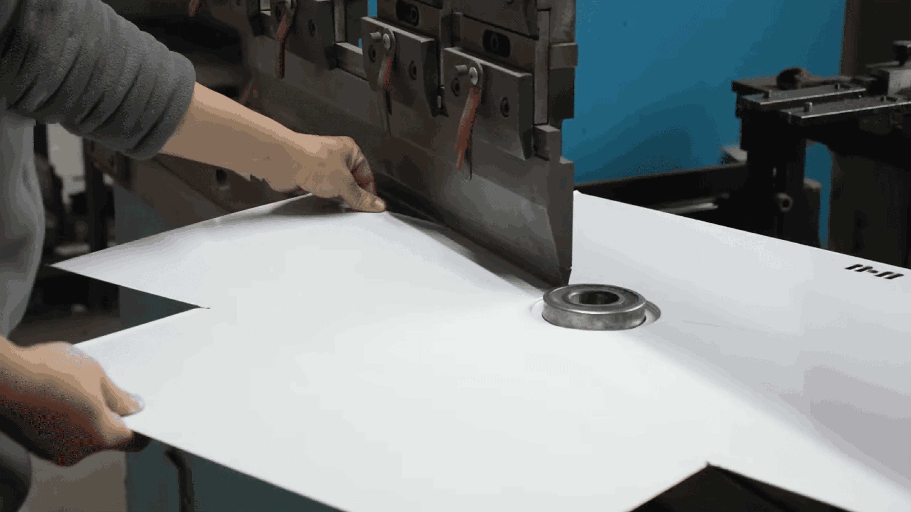 Stamping the shape of sink